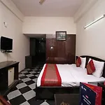Hotel Orchid Garden Karol Bagh
