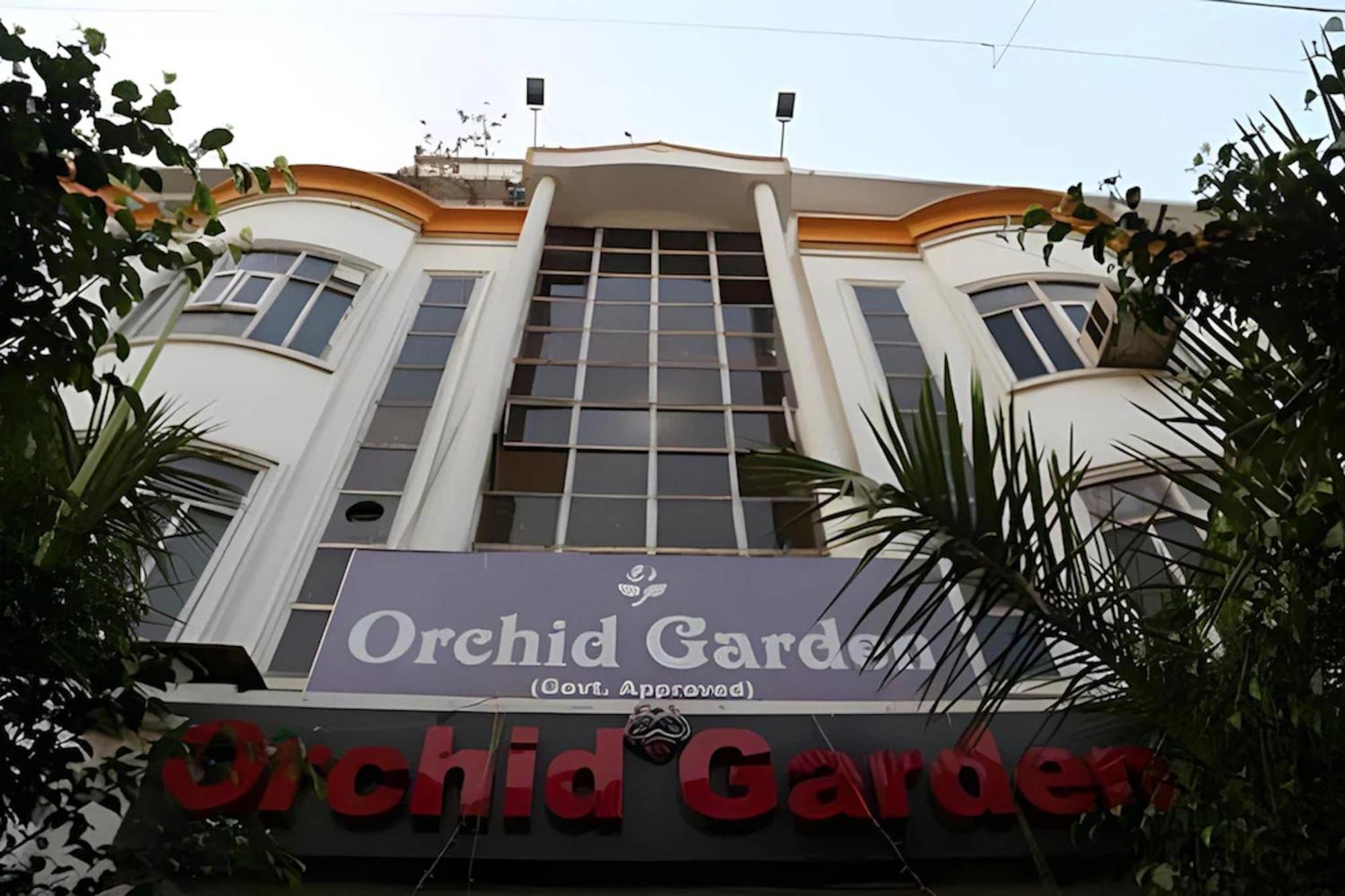 Hotel Orchid Garden Karol Bagh 3*
