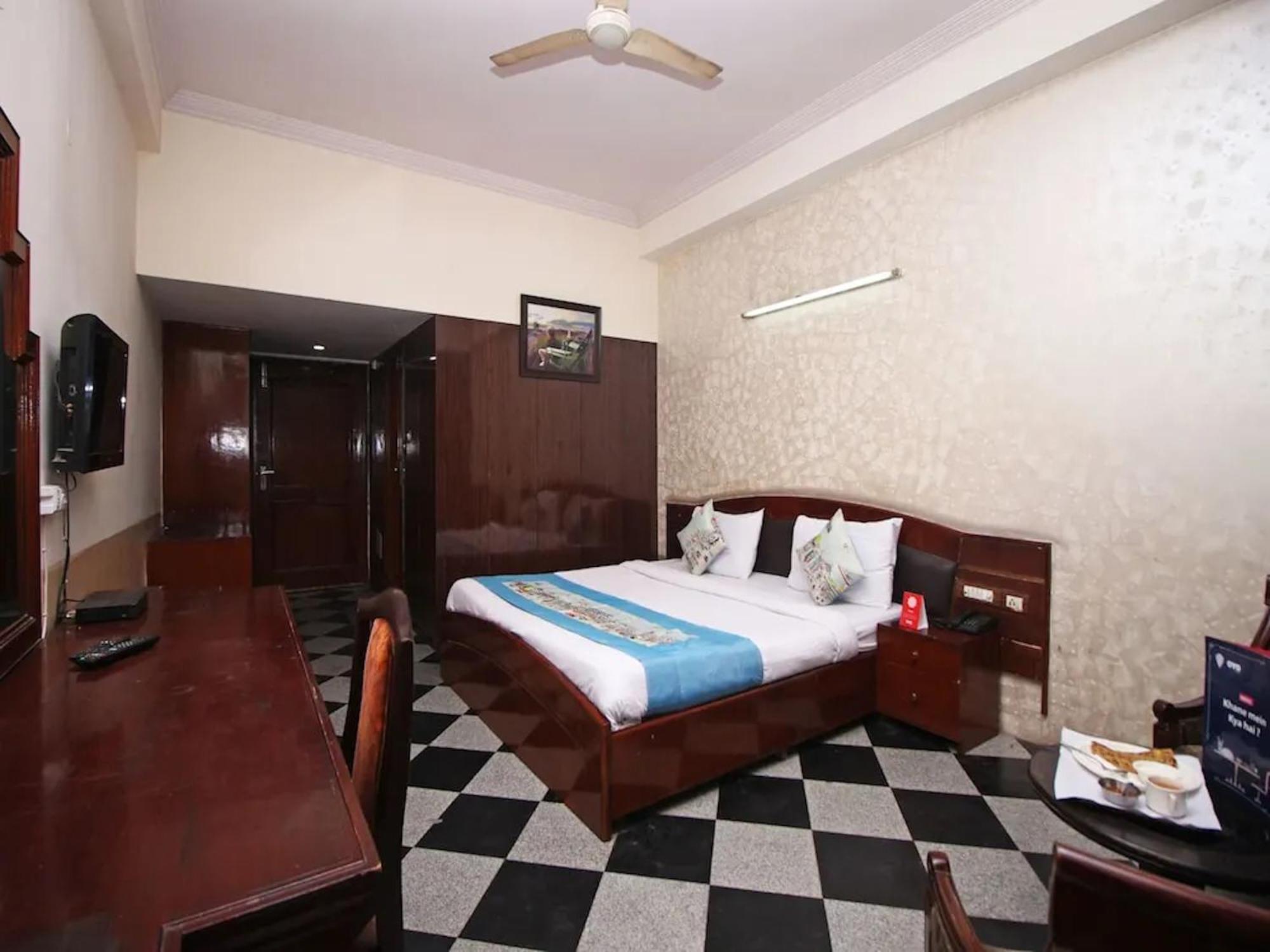 Orchid Garden Karol Bagh