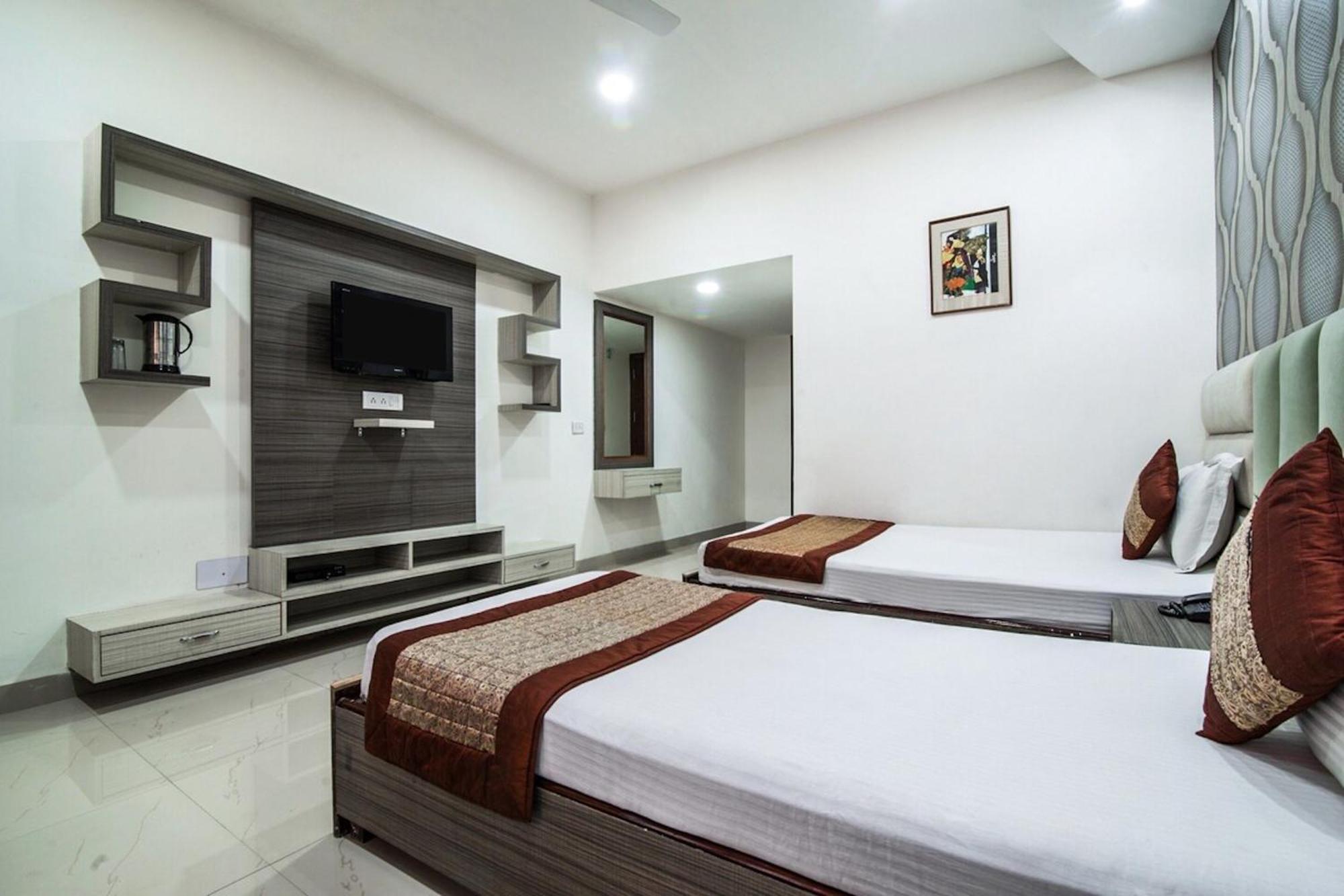 Orchid Garden Karol Bagh Hotel