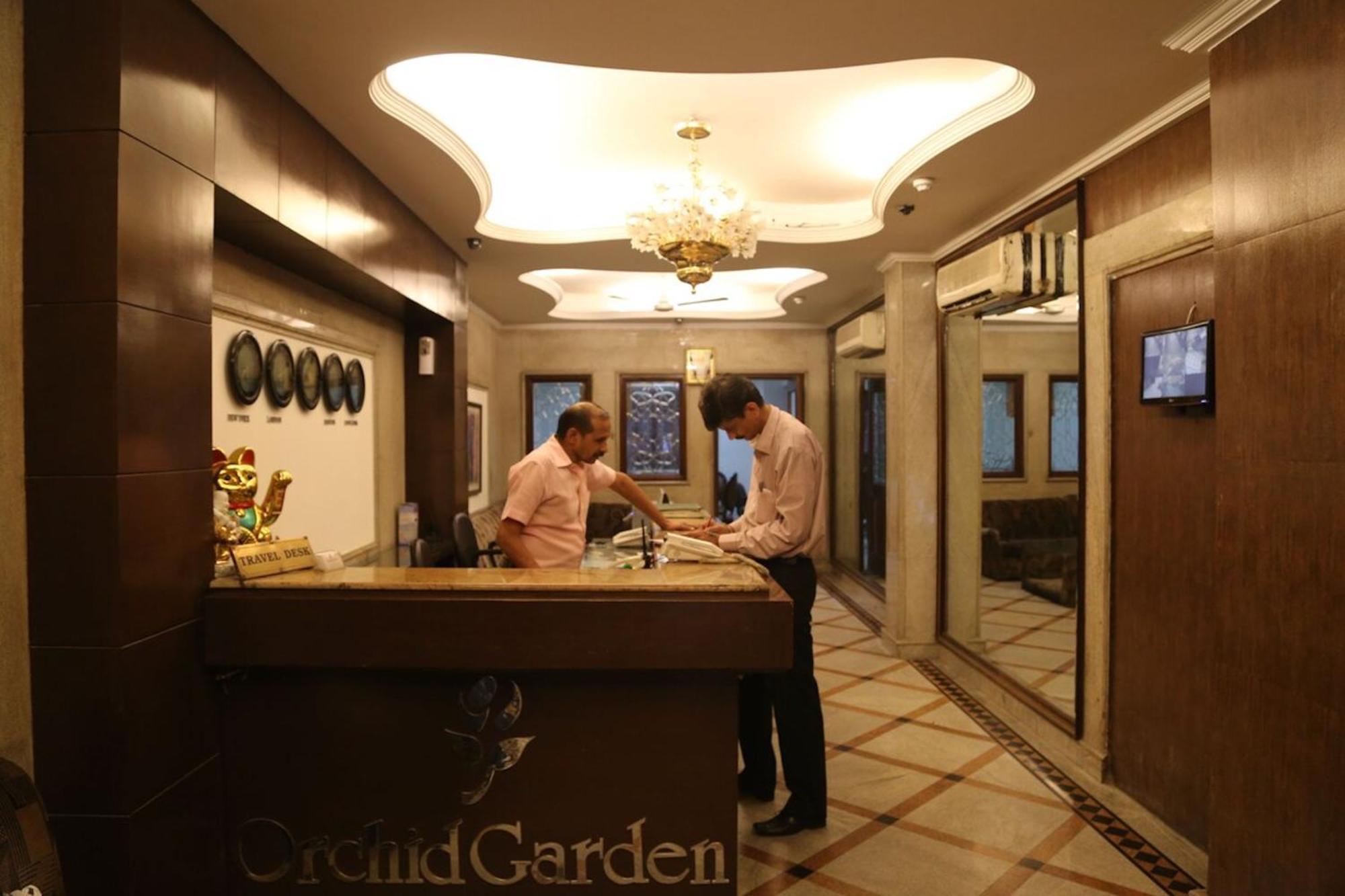 Orchid Garden Karol Bagh Hotel 3*